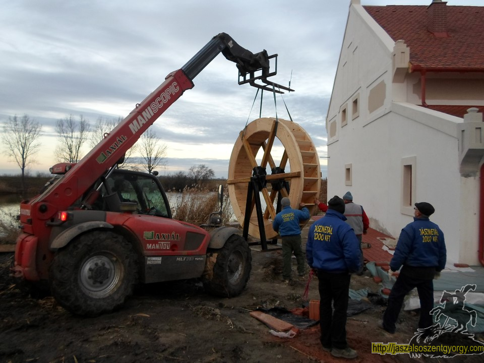 SAM_4532 (Custom).JPG